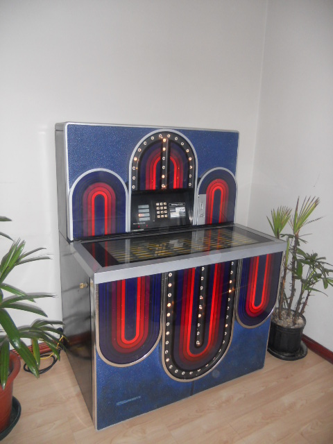 GAME-ROOM-JUKE-BOX-COSTA-RICA.a4af380f1ddd5c32.jpg