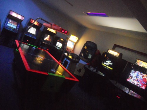 GAMIFICATION-COOL-RETRO-VIDEO-ARCADE2187ad71fce18a2c.jpg