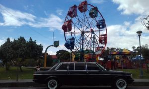 FERRIS-WHEEL-COSTA-RICA.-MERCEDES-W123-300D-FUN-PARK-TOURS9f74aa6d207a0b23.jpg