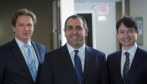 Renowned-Immigration-Law-Firm-in-Toronto5f1188117cd8c589.jpg
