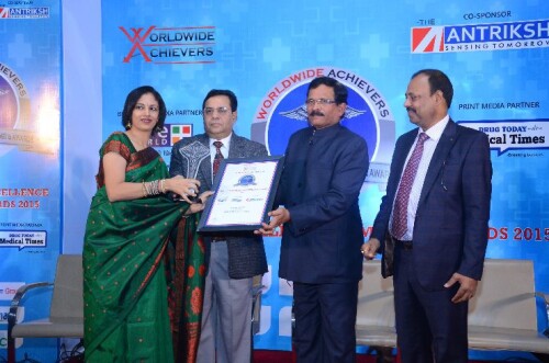 Indias-Best-Dermatologist-is-Dr.-RinkyKapoor-according-to-Worldwide-Achievers-20150076ed4a1a12f04d.jpg