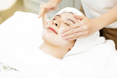 FacialTreatment_480x4809d9e4e61274631e2.jpg