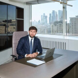 BIZNESMEN-ALISULTANOV-RUSLAN-LECIEVIC74e22578e360643e