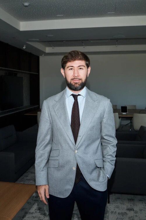 PREDPRINIMATEL-RUSLAN-ALISULTANOV5aa86edf400f2226.jpg