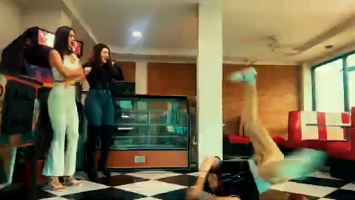 Yeik-Lawson-Rodriguez-Costa-Ricas-Call-Center-Rap-Breakdancing-commerical-100f972da803634db1.png