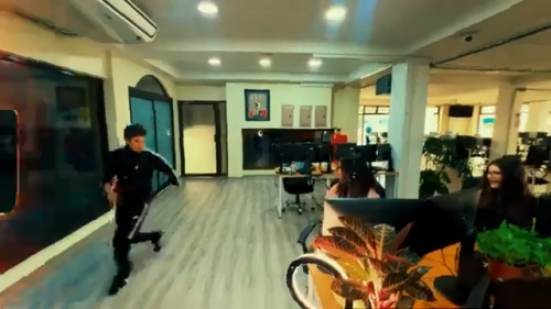 Yeik-Lawson-Rodriguez-Costa-Ricas-Call-Center-Rap-Breakdancing-commerical-11ec64c7e3f9ebf6ef.png