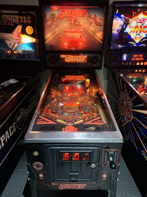 Williams-The-Getaway-pinball-Machine.-Richard-Blank-Costa-Rica-collection.a279ef3d5bb35c36.jpg